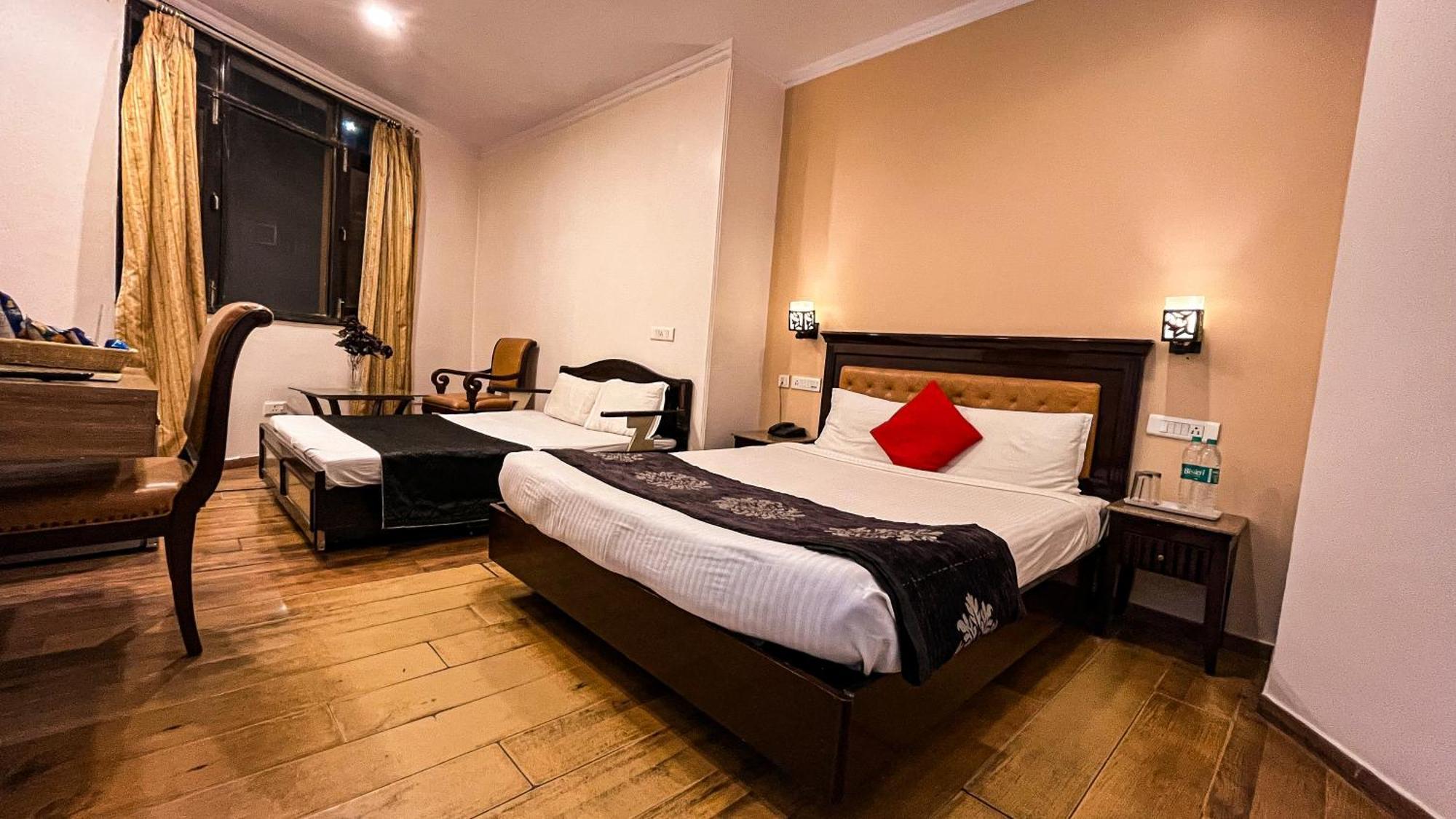 שימלה Hotel Marc מראה חיצוני תמונה
